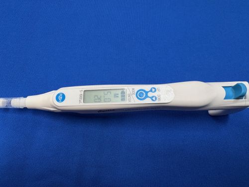 ペン型電動ピペット